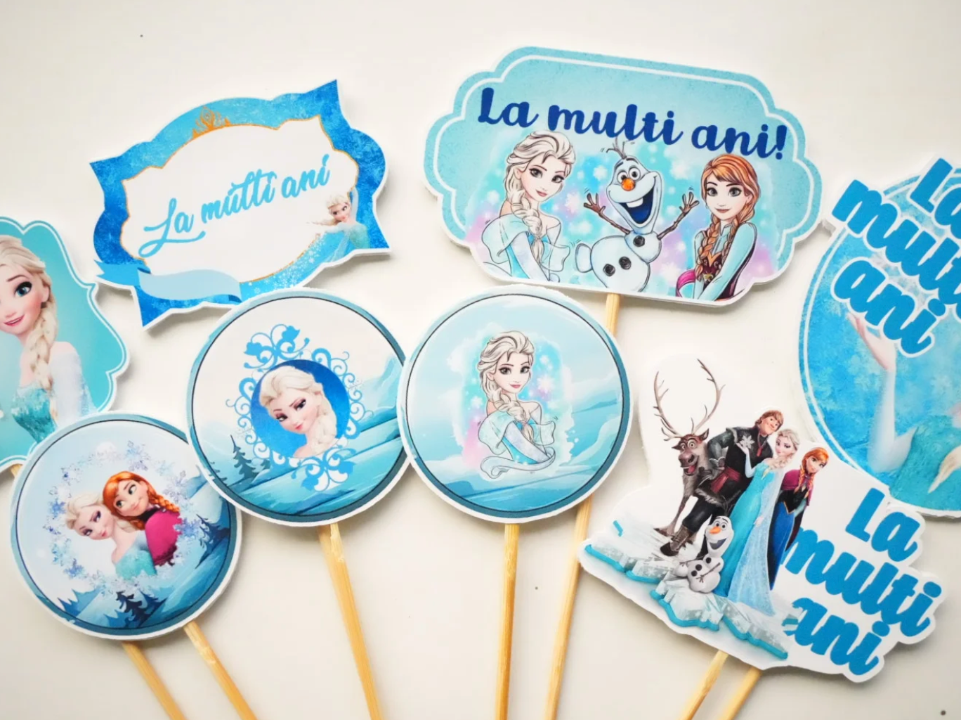 Set complet decorațiuni Frozen pentru tort aniversar