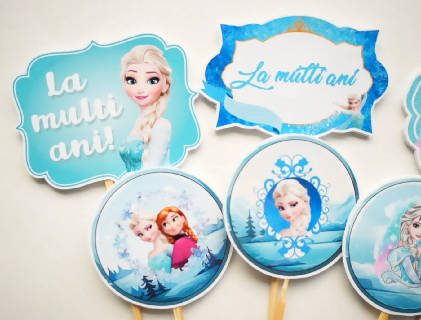 Set complet decorațiuni Frozen pentru tort aniversar