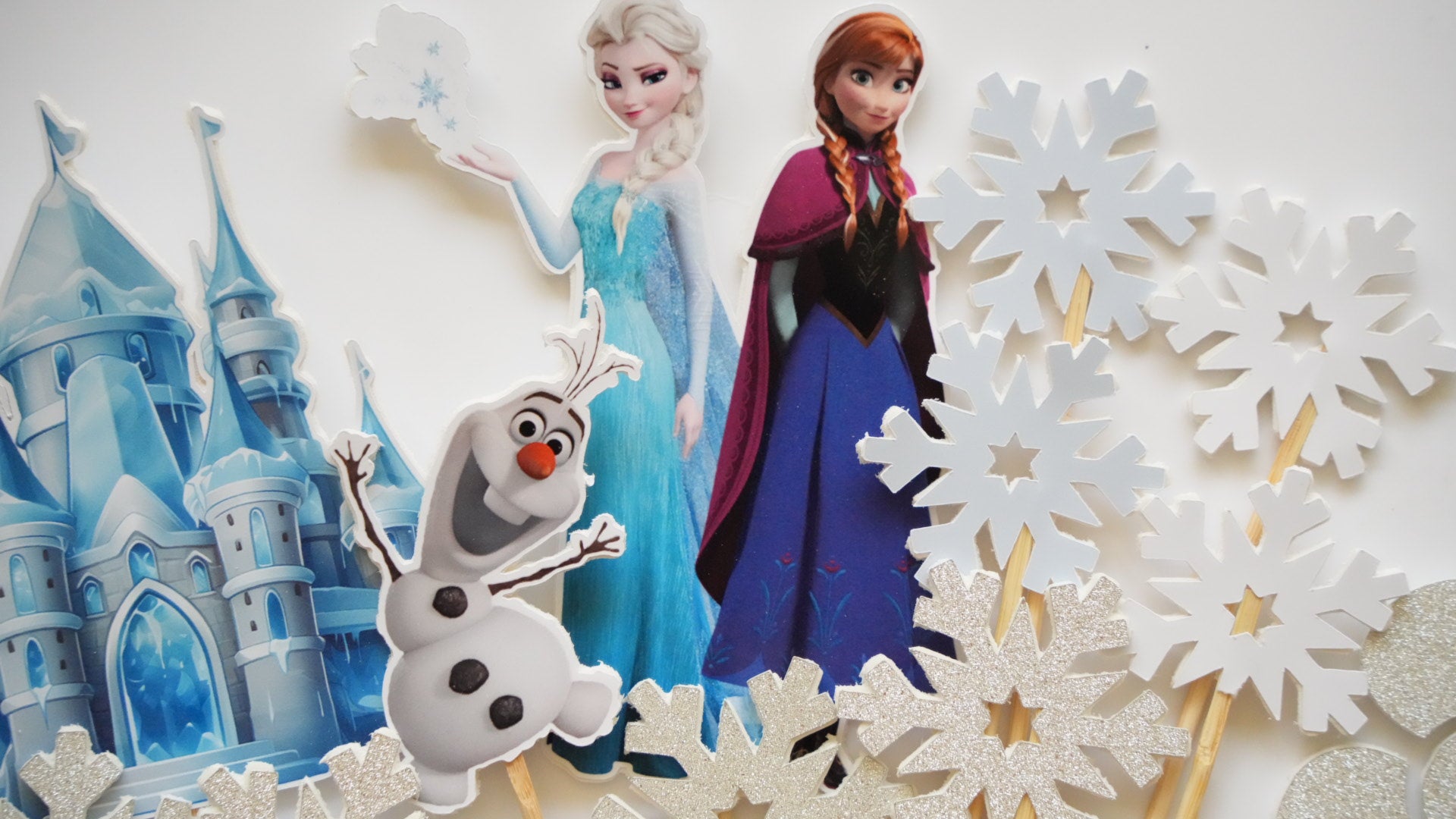 Ornamente Frozen Silver pentru tort aniversar