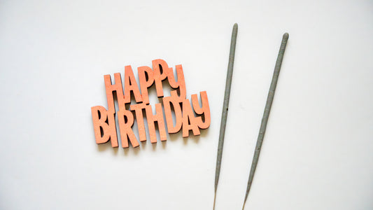 Set aniversar - La multi ani mini - coral - 2 artificii