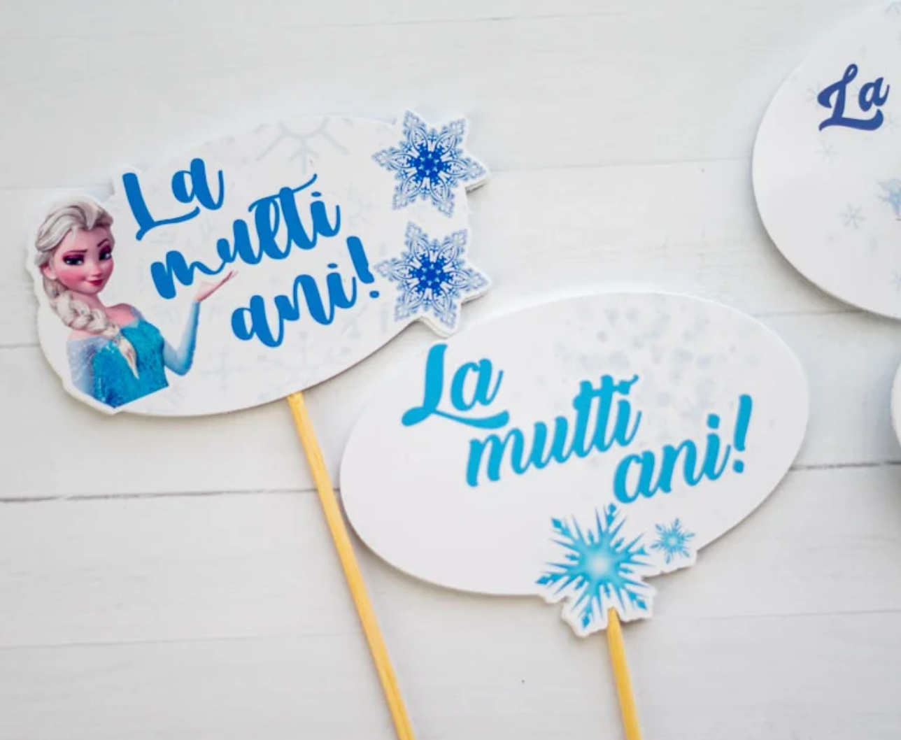 Set decorațiuni Frozen La Mulți Ani pentru tort aniversar