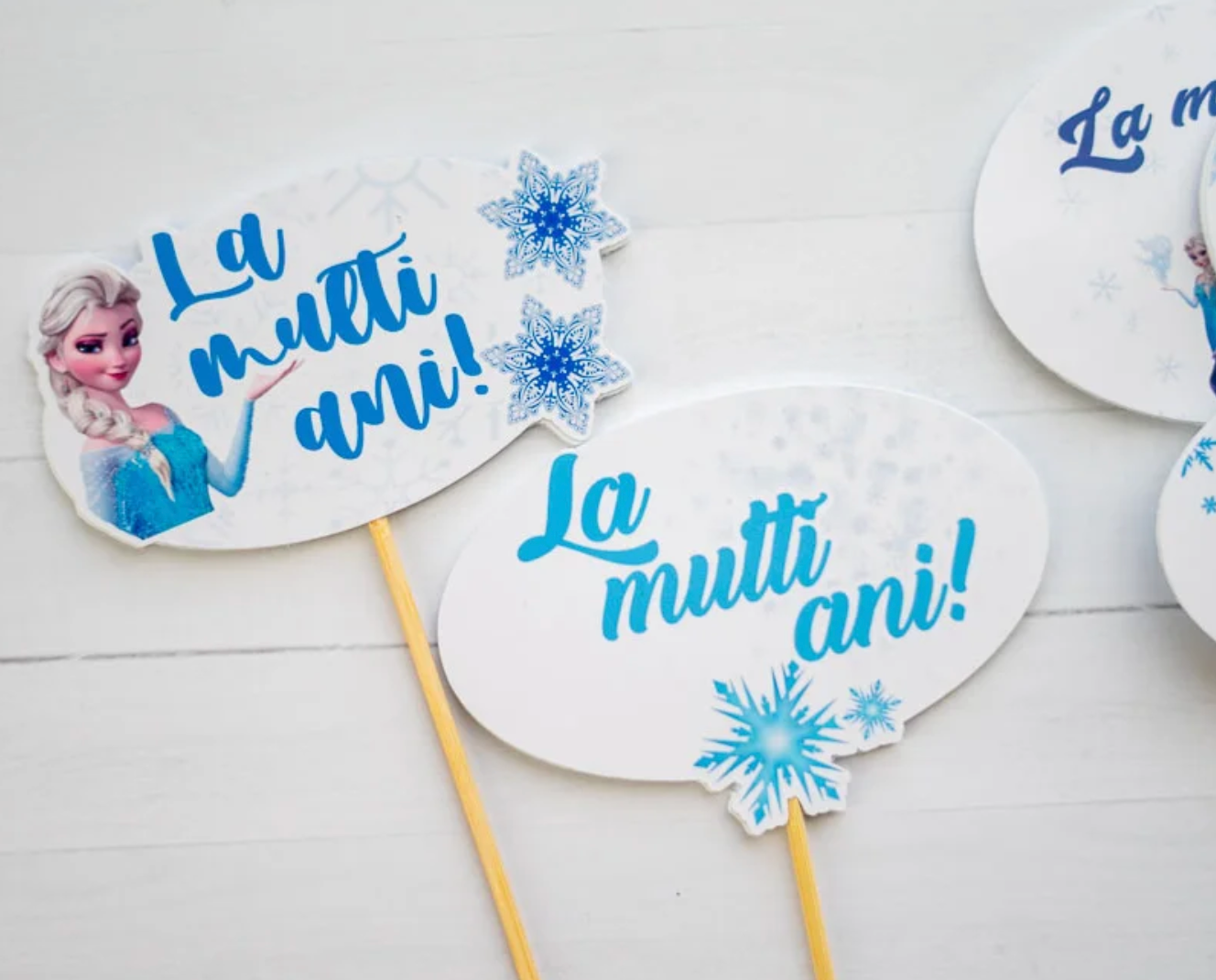 Set decorațiuni Frozen La Mulți Ani pentru tort aniversar